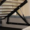 Slim_13_Stelaz_Metalowy_Mechanizm Szare łóżko małżeńskie 200x200 cm do sypialni welurowe z pojemnikiem Comfort